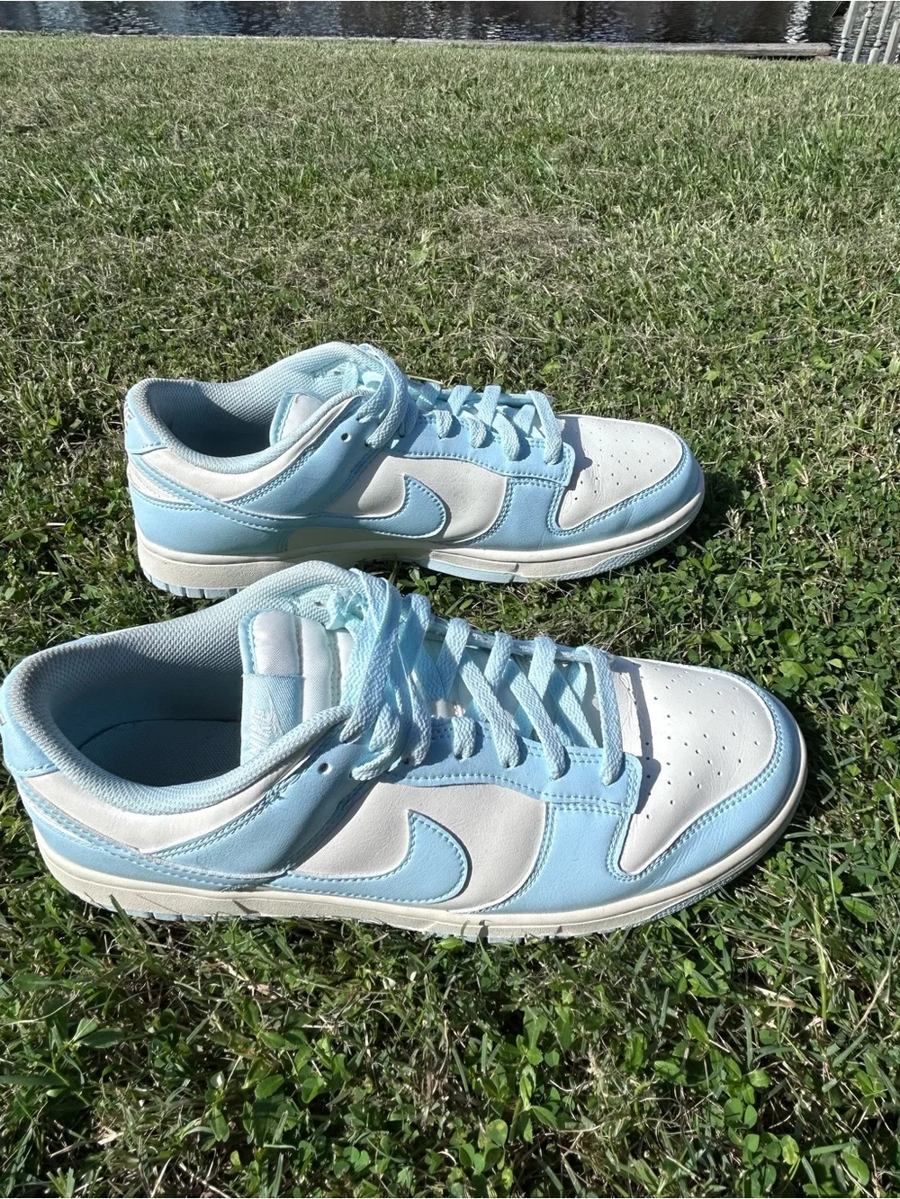 Nike Kids Low-Top Sneakers in Sky Blue and White